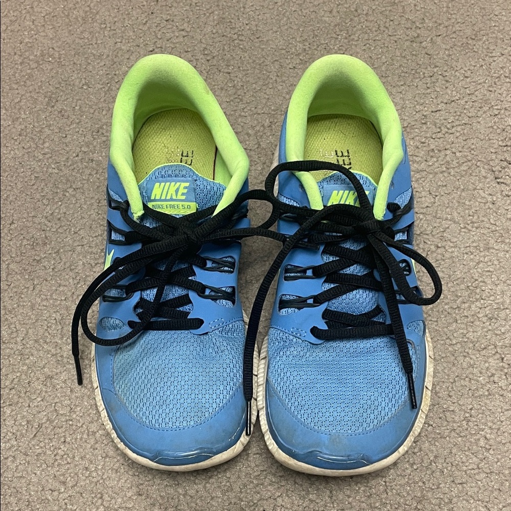 Nike Women’s Free 5.0 Running Shoes Size 8